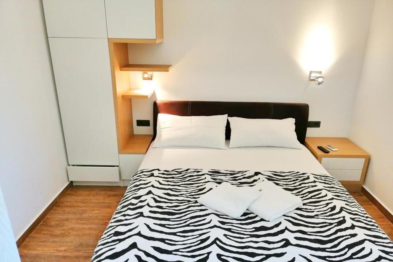 Sea Breeze Lux Apartments Budva Dış mekan fotoğraf
