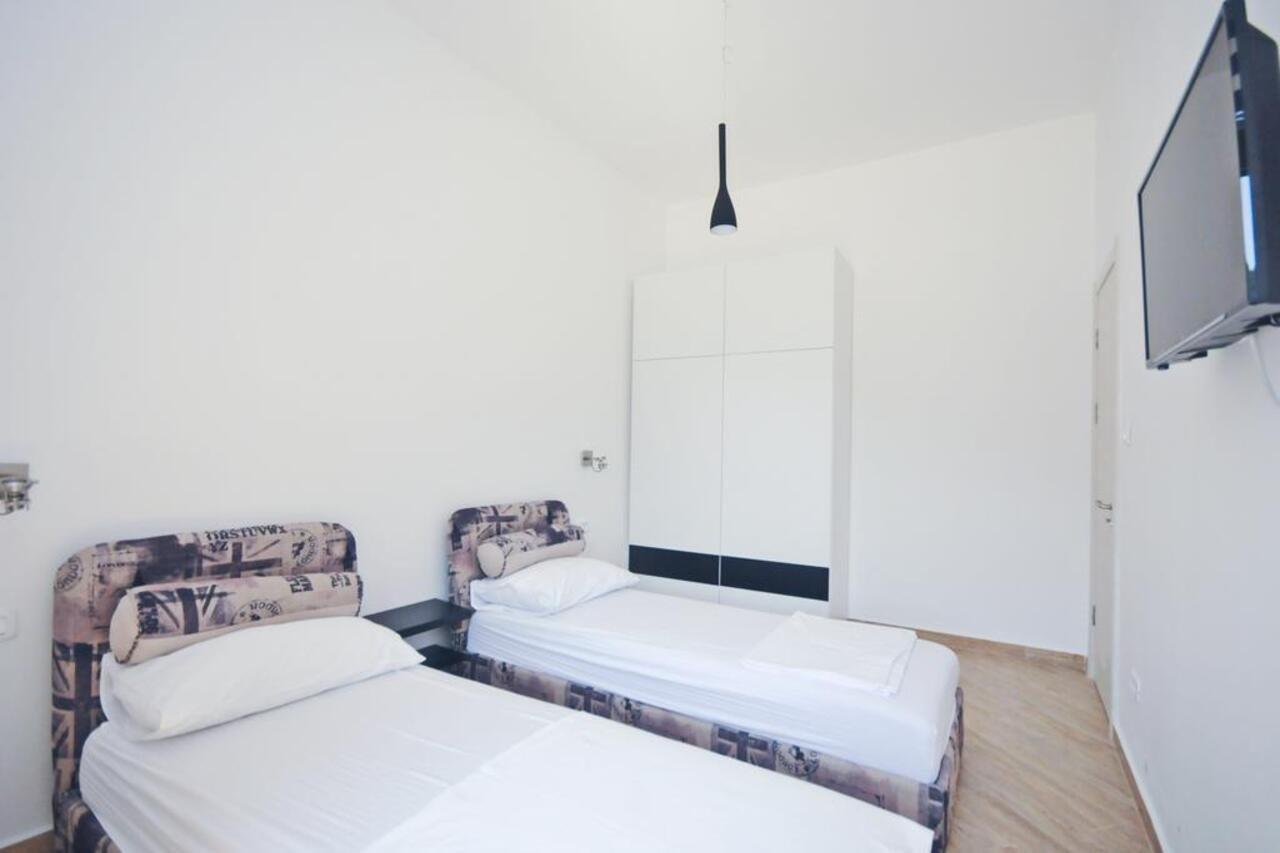 Sea Breeze Lux Apartments Budva Dış mekan fotoğraf