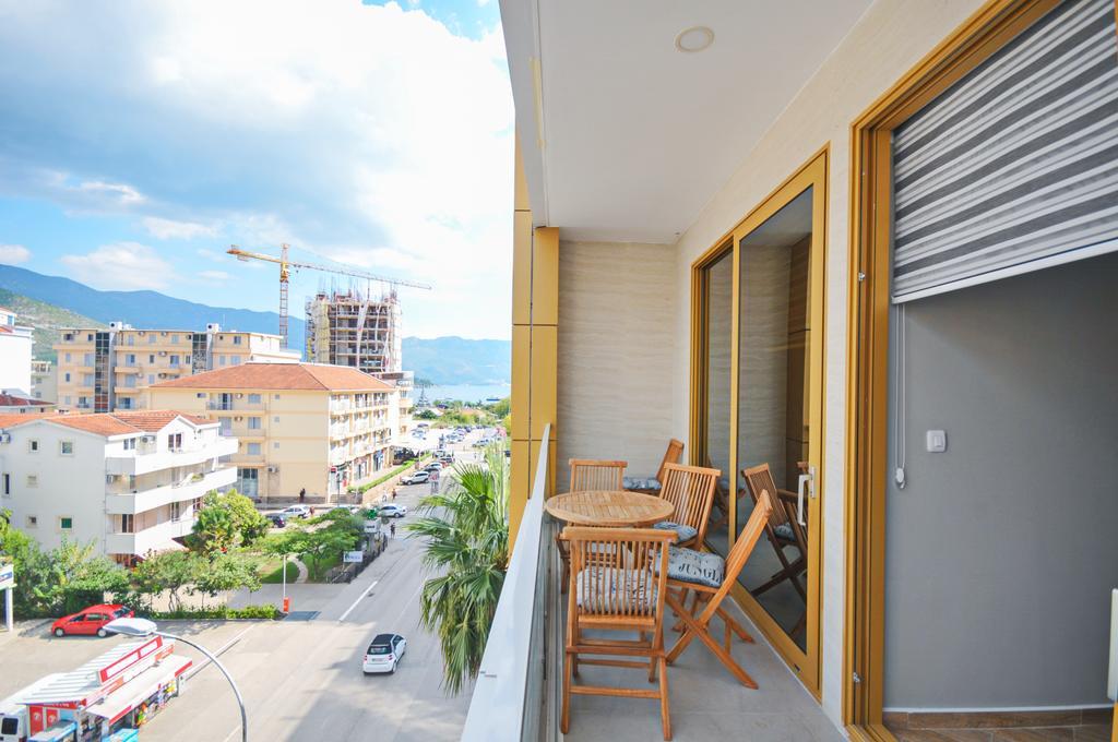 Sea Breeze Lux Apartments Budva Dış mekan fotoğraf