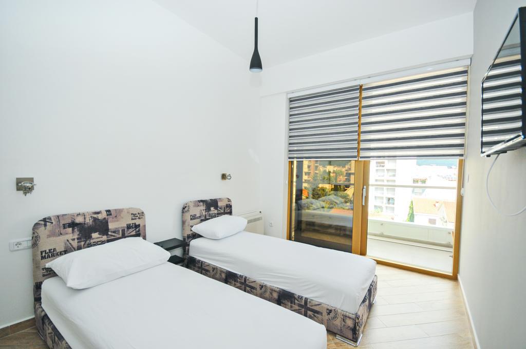Sea Breeze Lux Apartments Budva Dış mekan fotoğraf