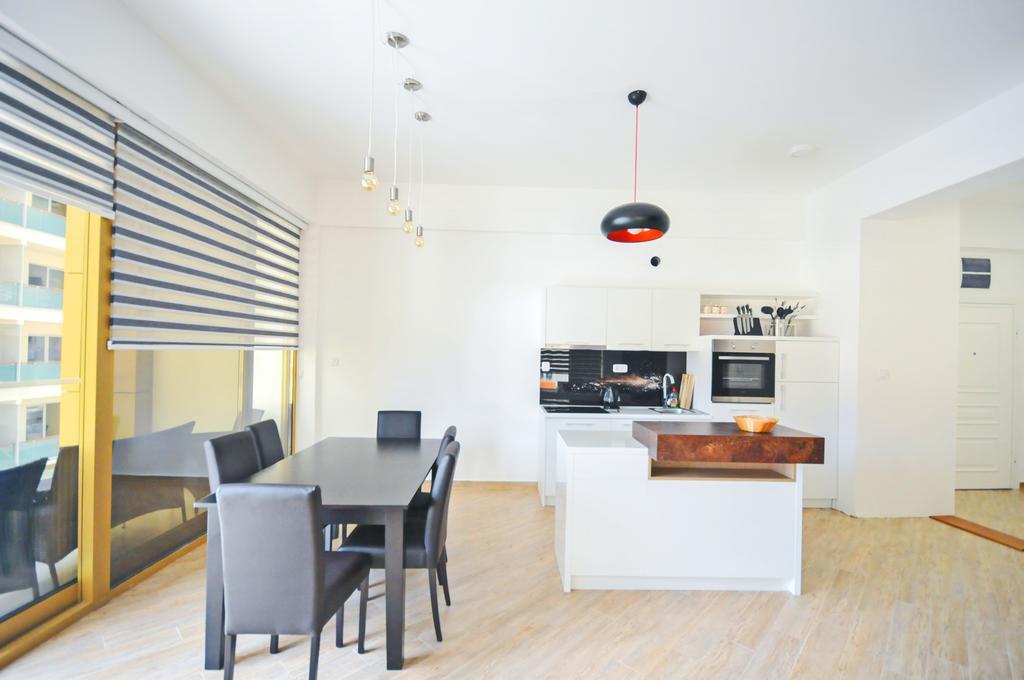 Sea Breeze Lux Apartments Budva Dış mekan fotoğraf