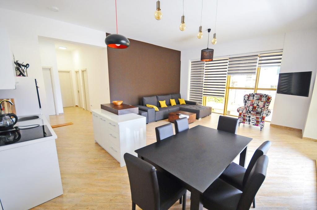 Sea Breeze Lux Apartments Budva Dış mekan fotoğraf
