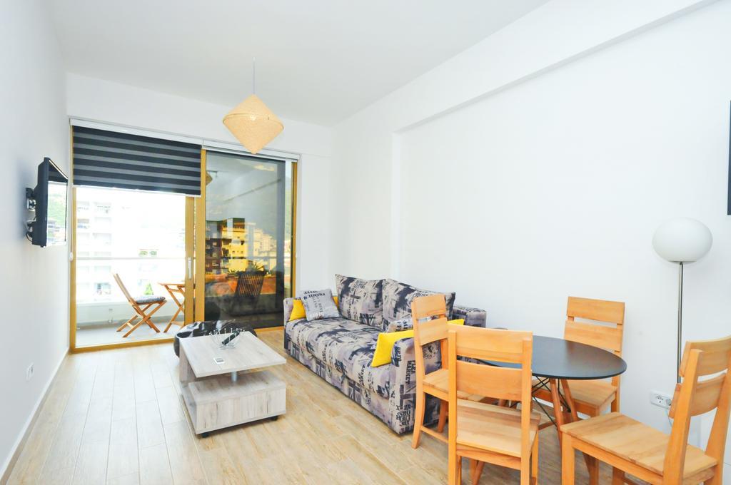 Sea Breeze Lux Apartments Budva Dış mekan fotoğraf