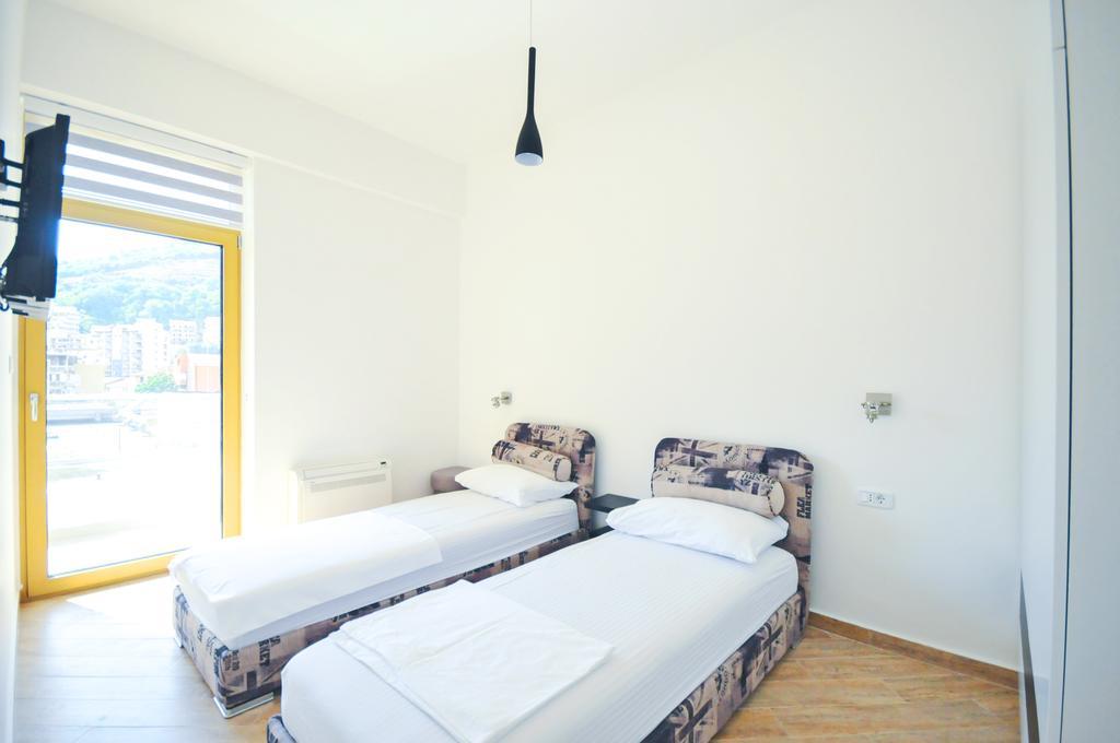 Sea Breeze Lux Apartments Budva Dış mekan fotoğraf