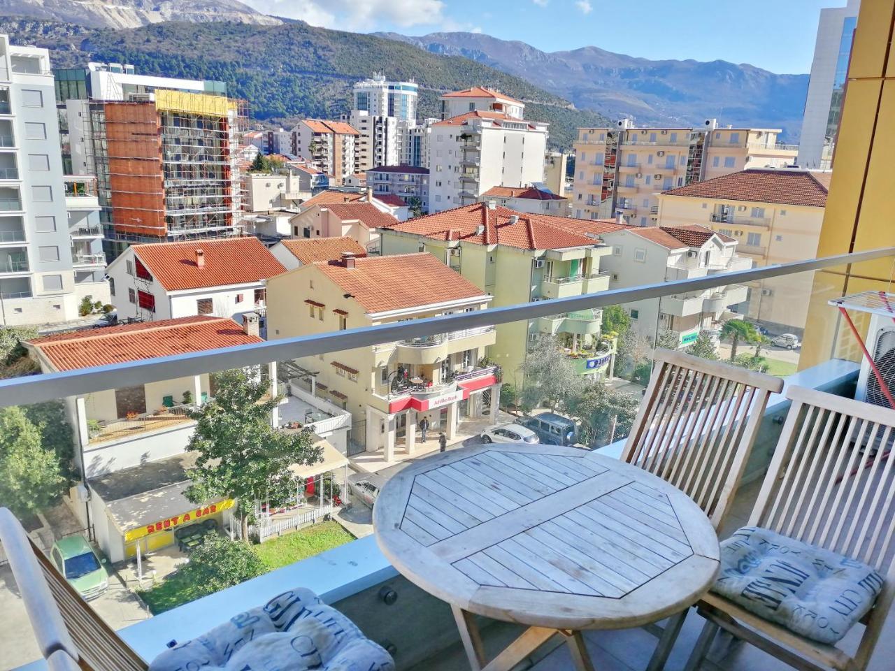 Sea Breeze Lux Apartments Budva Dış mekan fotoğraf