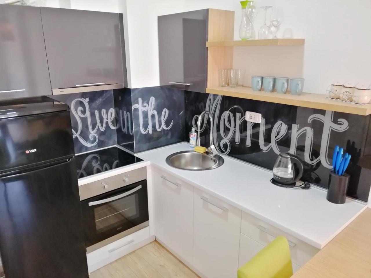 Sea Breeze Lux Apartments Budva Dış mekan fotoğraf