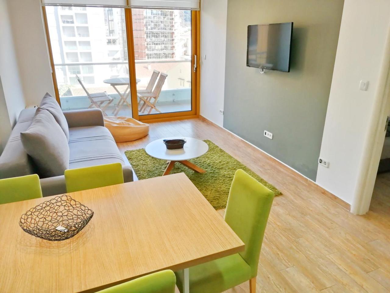 Sea Breeze Lux Apartments Budva Dış mekan fotoğraf