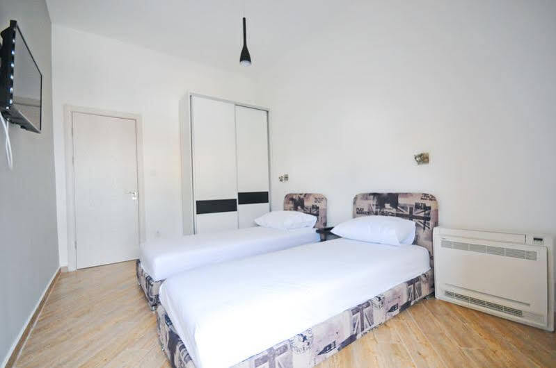 Sea Breeze Lux Apartments Budva Dış mekan fotoğraf